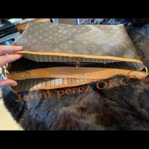 💎✨Authentic✨💎 Louis Vuitton Delightful MM